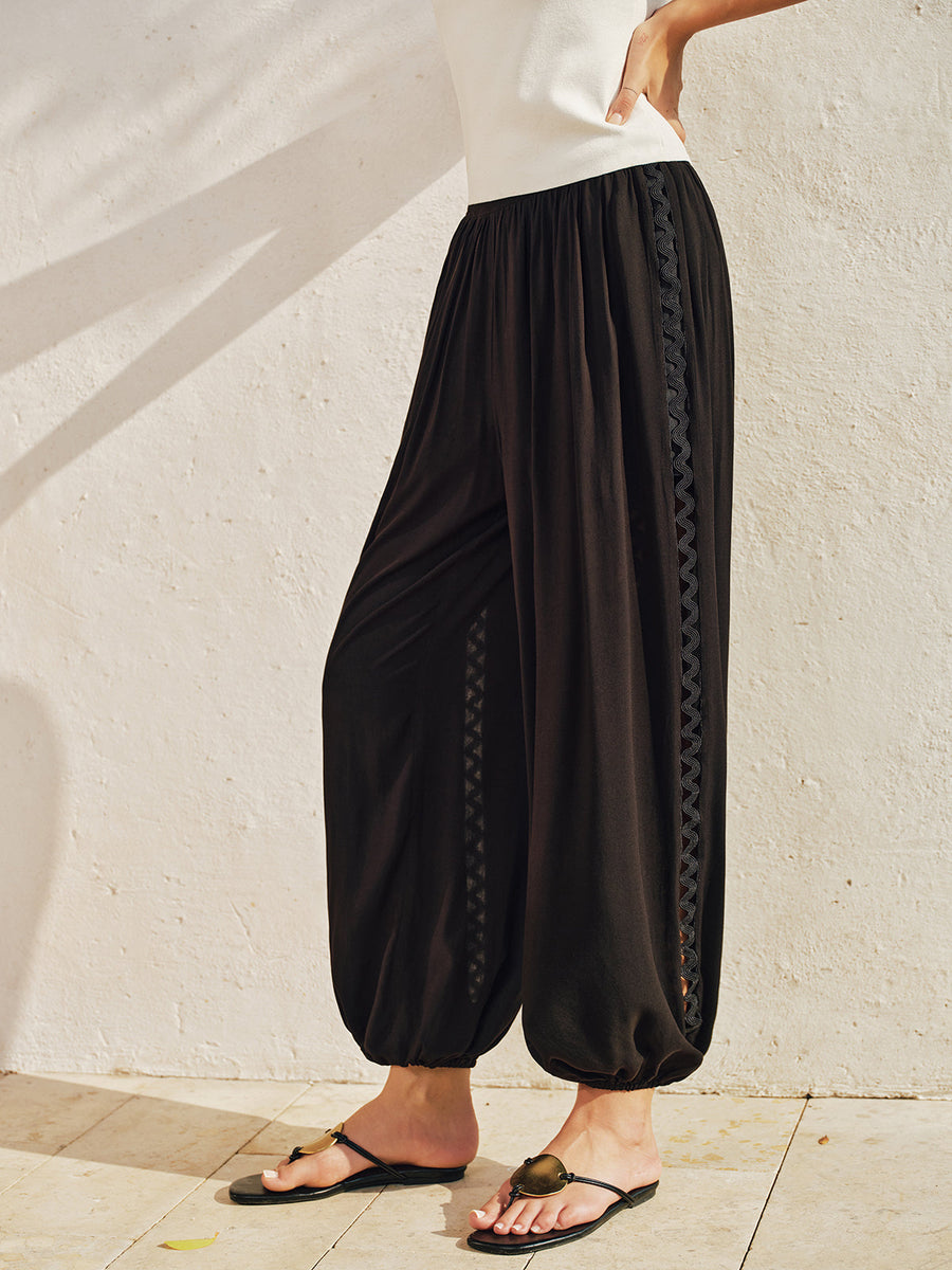 Wavy Lace Side Cutout Jogger Pants