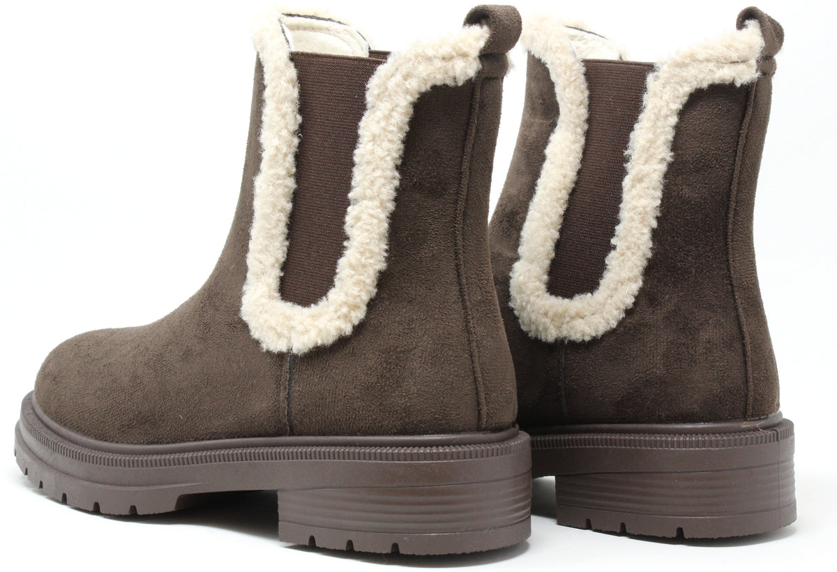 Teddy Trim Chelsea Boots