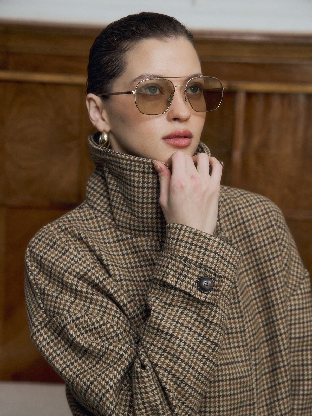 Ava Funnel Neck Houndstooth Short Jacket