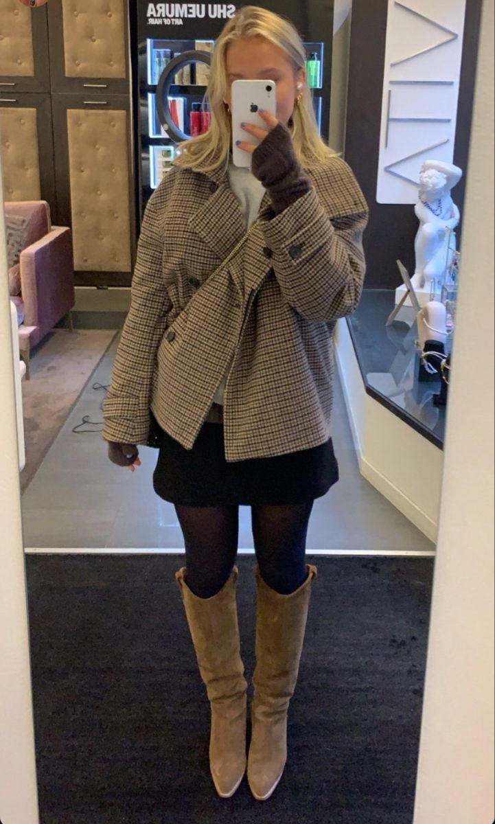 Ava Funnel Neck Houndstooth Short Jacket