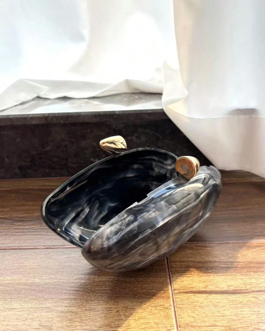 Bianca Shell-Shaped Acrylic Evening Clutch