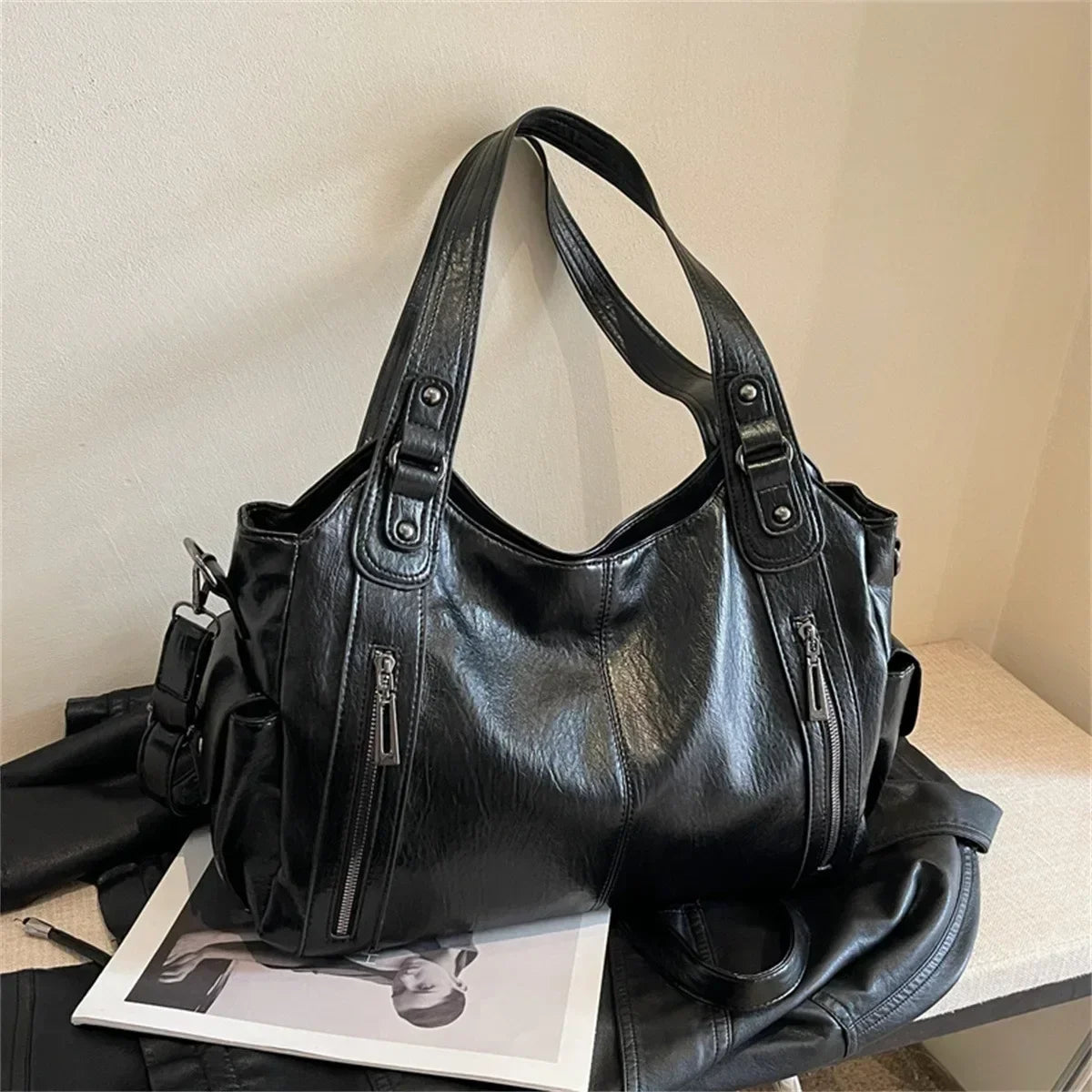 Kyla Shoulder Bag